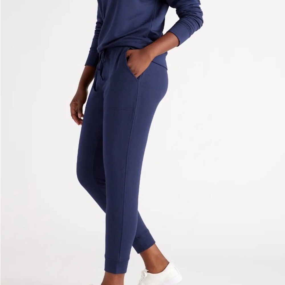 NWT Quince Navy Super Soft Fleece Drawstring Joggers